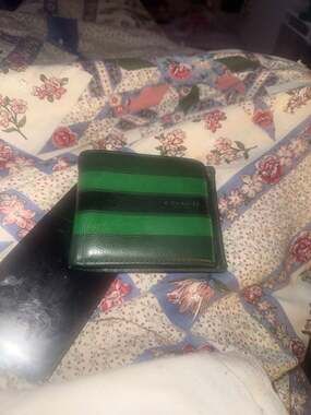 Coach Men's Varsity Stripe 3-in-1 Leather Bifold Wallet in Palm Green